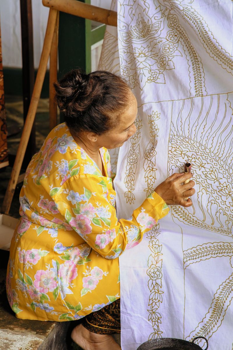 Kemeja Batik Pria Lengan Panjang - Image 2